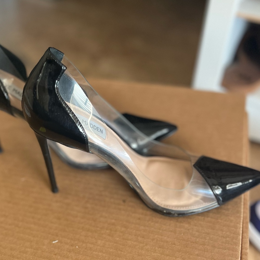 STEVE MADDEN PUMPS